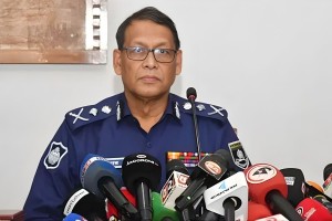 জুলাই আন্দোলনের লুট হওয়া অস্ত্র উদ্ধার হয়নি