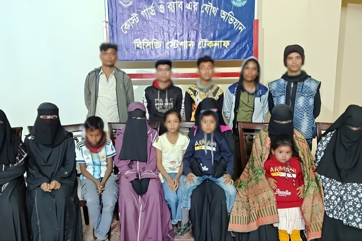 টেকনাফে গুদামঘর থেকে ১৫ জন উদ্ধার