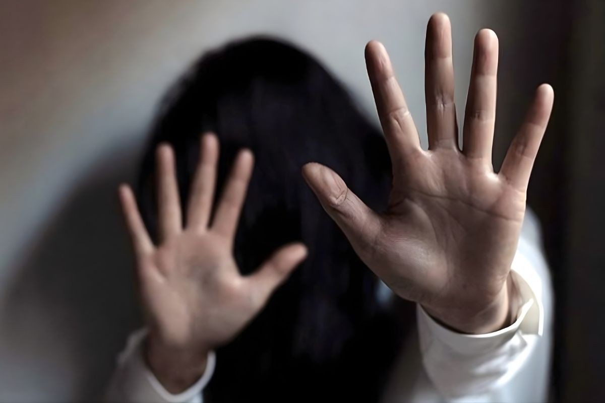 দাঁড়িপাল্লায় ভোট চাওয়ায় শ্লীলতাহানির অভিযোগ