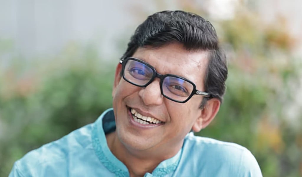 দেবের কাছে চঞ্চলের দুঃখপ্রকাশ