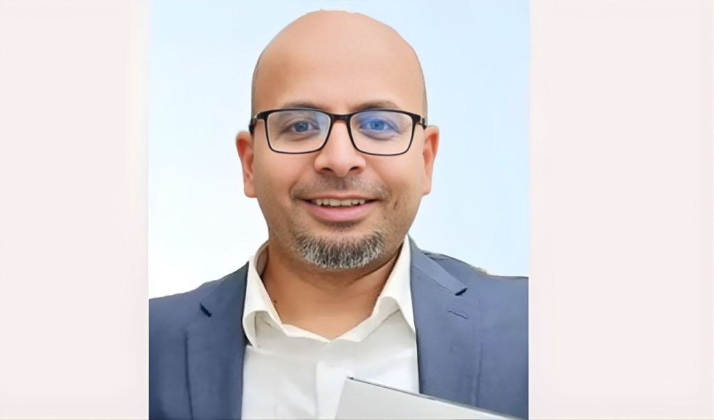 দেশ ত্যাগের পেছনের কারণ প্রকাশ করলেন প্রধান উপদেষ্টার বিশেষ সহকারী