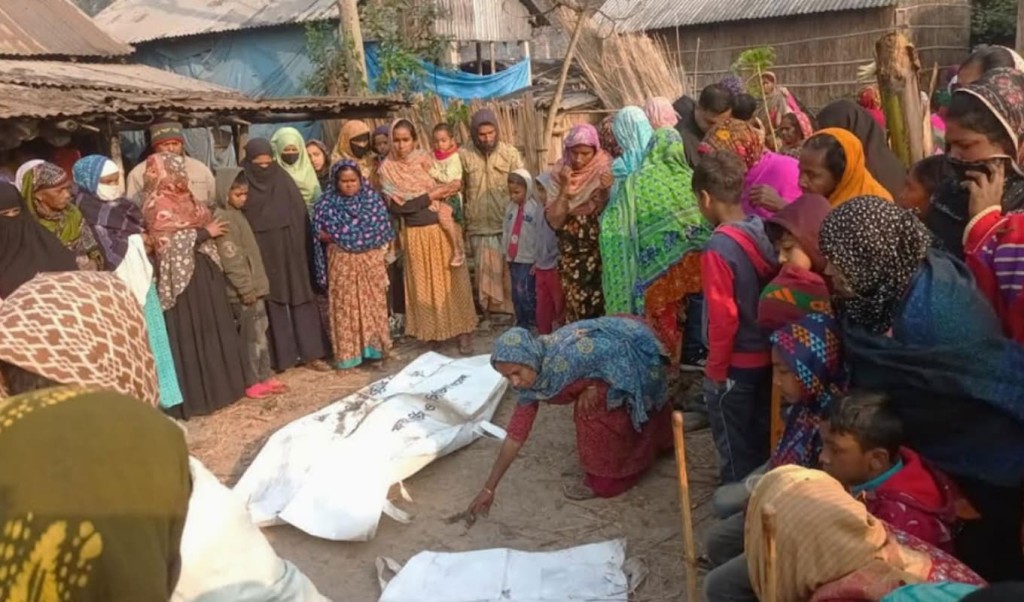 নাটোরে আগুনে পুড়ে মা-মেয়ের মর্মান্তিক মৃত্যু