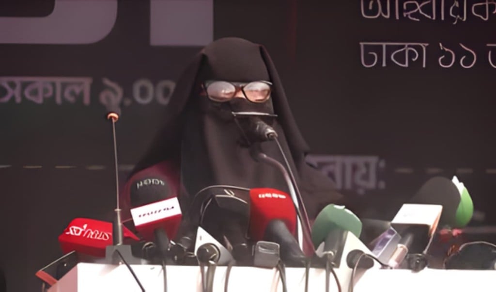 নির্বাচনী প্রচারণায় ওসমান হাদীর ‘ভুয়া’ বোন