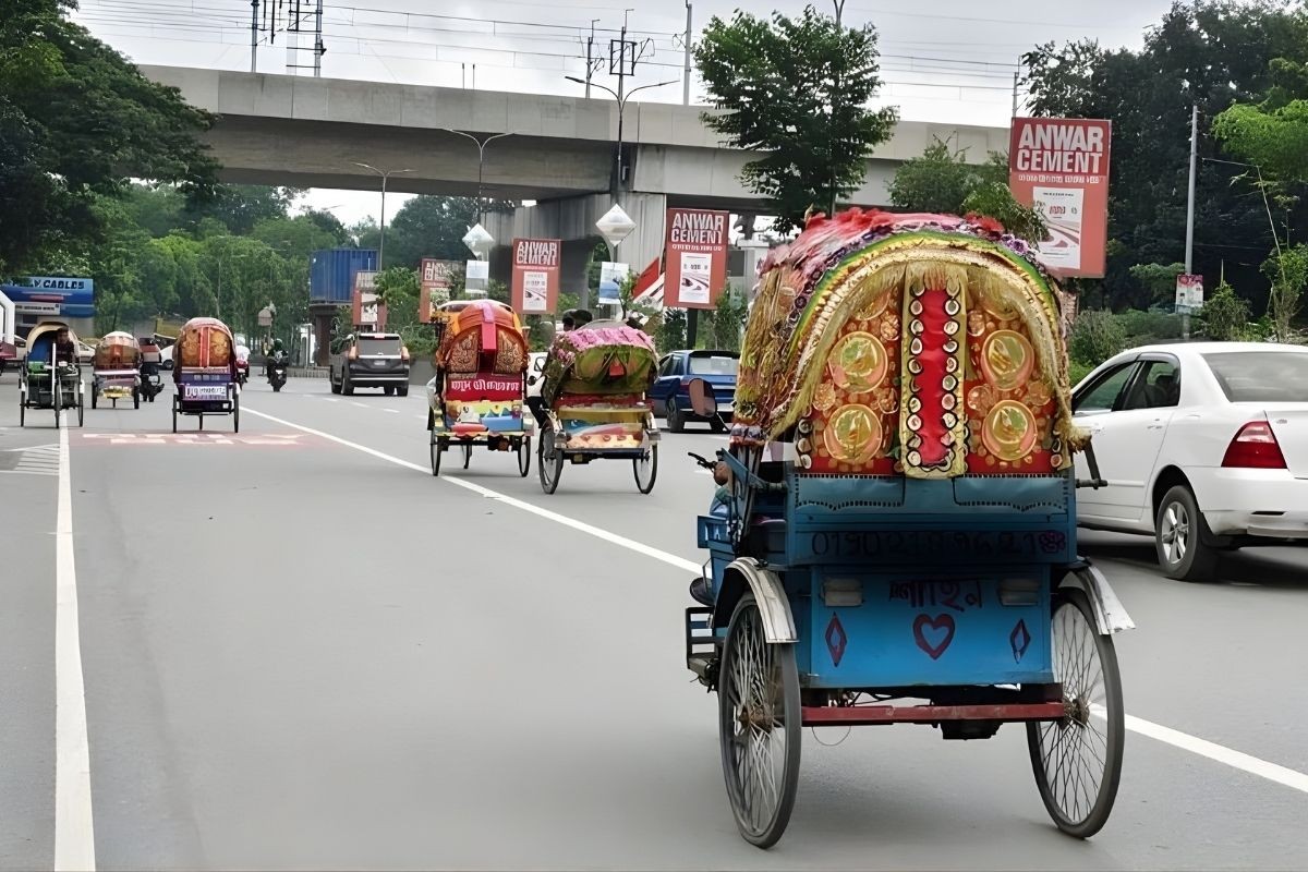 নির্বাচনে যানবাহন চলাচলে তিনদিন বিধিনিষেধ