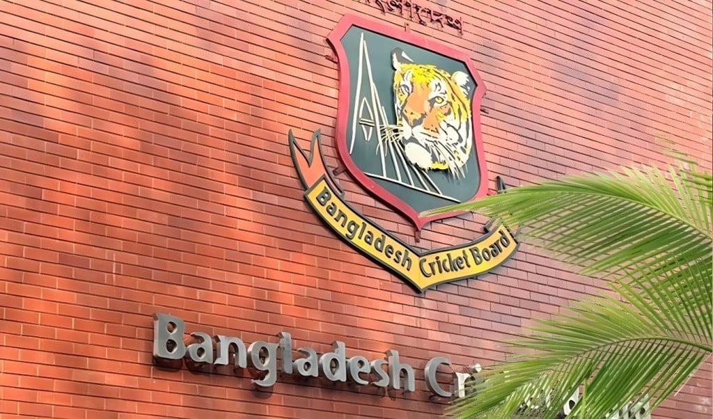 পাকিস্তানের ভারত বয়কটের সিদ্ধান্তে চরম সতর্ক বিসিবি
