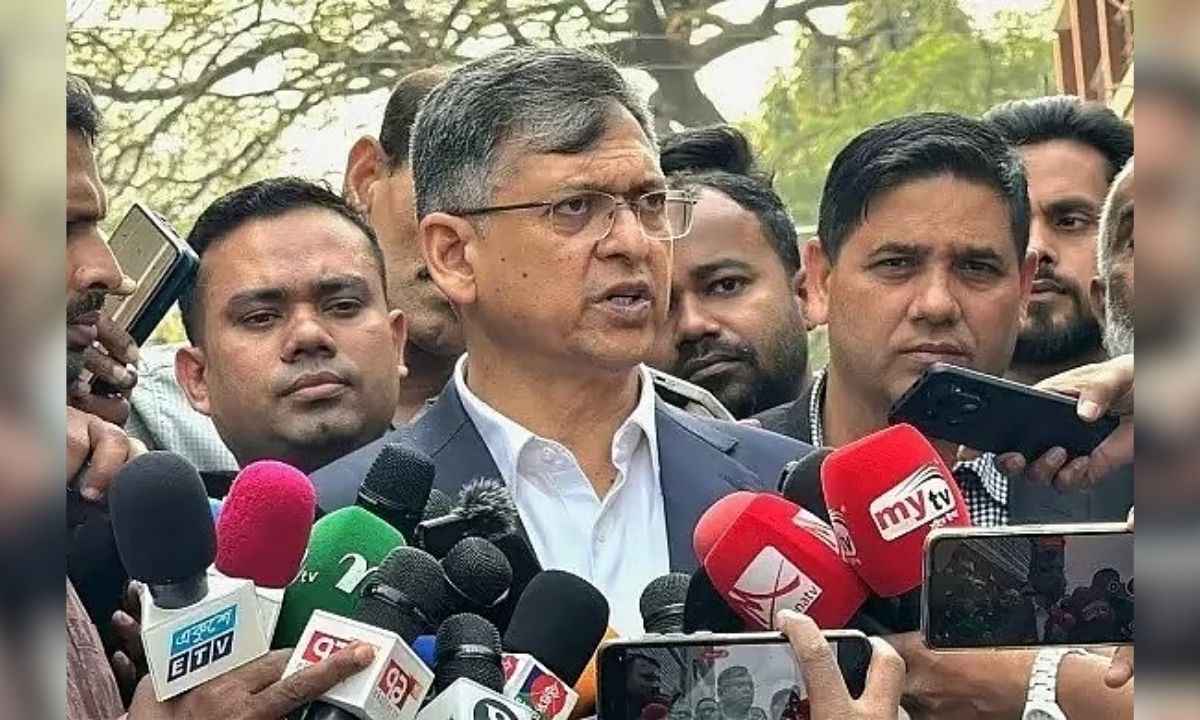 পুলিশের শীর্ষ পর্যায়ে রদবদল ও সংসদ অধিবেশনের ঘোষণা