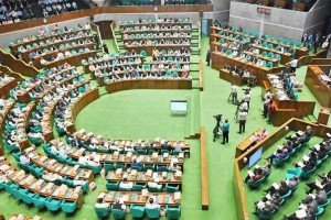 প্রথম অধিবেশনে সভাপতিত্বে দেবেন কে?