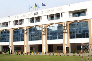 প্রাথমিক স্কোয়াডে জায়গা পেয়েছেন ছয় প্রবাসী ফুটবলার