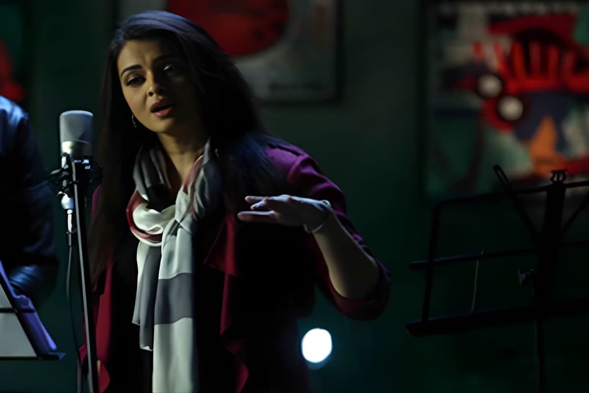 বলিউডে আইশ্বর্যর মেলোডি কণ্ঠের ছাপ