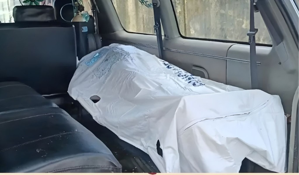 বাউফলে পুকুরে যুবকের হাত পা বাঁধা লাশ উদ্ধার বাউফলে পুকুরে যুবকের হাত-পা বাঁধা লাশ উদ্ধার