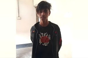 বাবা পুলিশে দিলেন মাদকাসক্ত ছেলেকে