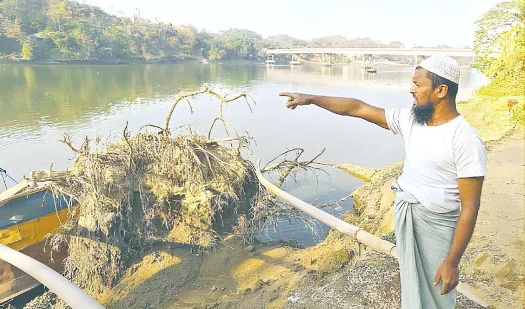 বালু উত্তোলন বন্ধে ভোটারদের চরম দাবী