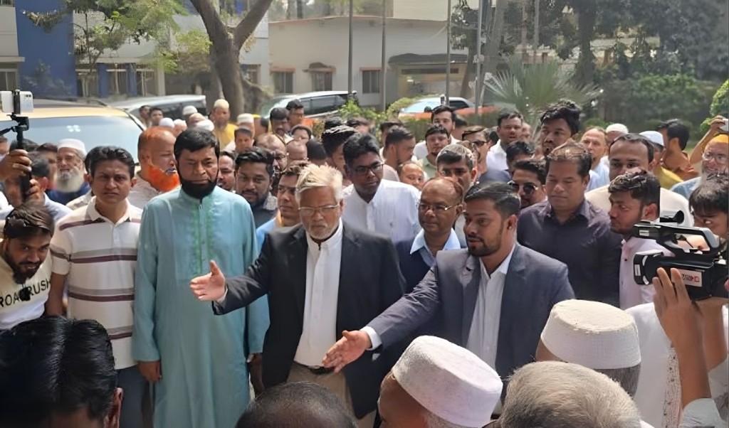 বিএনপি নাম ব্যবহার করে অন্যায় হলে গ্রেফতার বিএনপি নাম ব্যবহার করে অন্যায় হলে গ্রেফতার