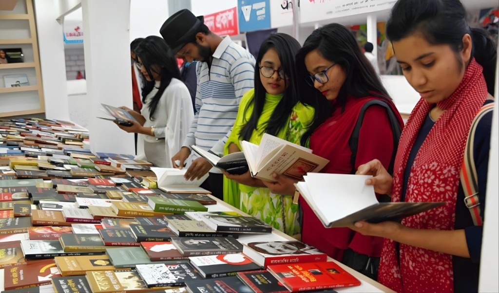 বিলম্বিত হলেও শুরু হলো বইয়ের উৎসব
