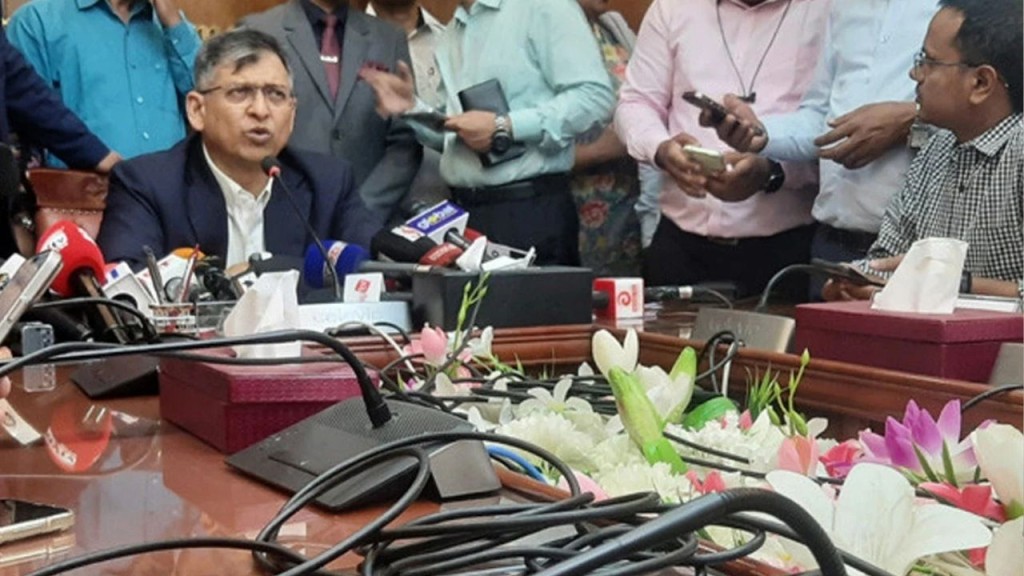 বিশিষ্ট ব্যক্তি ও ব্যবসায়ীদের অযৌক্তিক মামলা যাচাইয়ের নির্দেশ বিশিষ্ট ব্যক্তি ও ব্যবসায়ীদের অযৌক্তিক মামলা যাচাইয়ের নির্দেশ