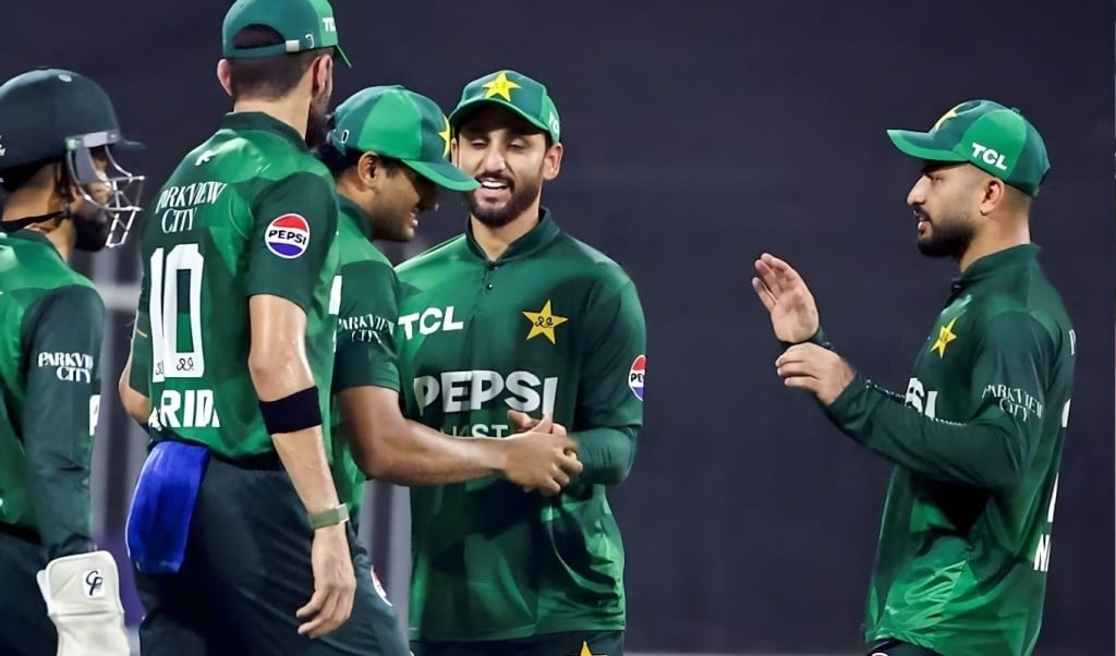 বিশ্বকাপ জার্সি লঞ্চে পিছিয়ে গেল পাকিস্তান, রহস্য উন্মোচন