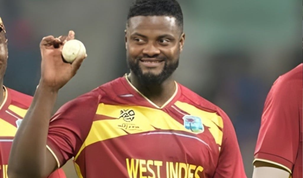 বিশ্বকাপের শুরুতেই শেফার্ডের হ্যাটট্রিক