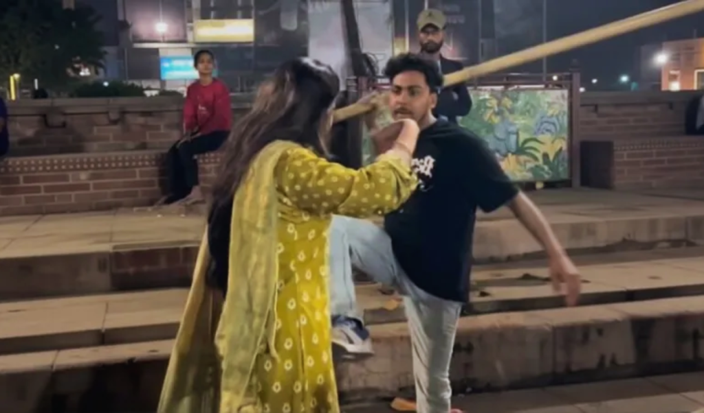 বিশ্ববিদ্যালয়ের টিএসসিতে হামলাকারী গাজীপুর হত্যা মামলার প্রধান আসামি মো. রাকিব বিশ্ববিদ্যালয়ের টিএসসিতে হামলাকারী, গাজীপুর হত্যা মামলার প্রধান আসামি মো. রাকিব