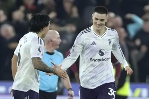 “বেনজামিন সেস্কো: শক্তি ও কৌশলের সমন্বয়। সময় কি তার খেলার?”