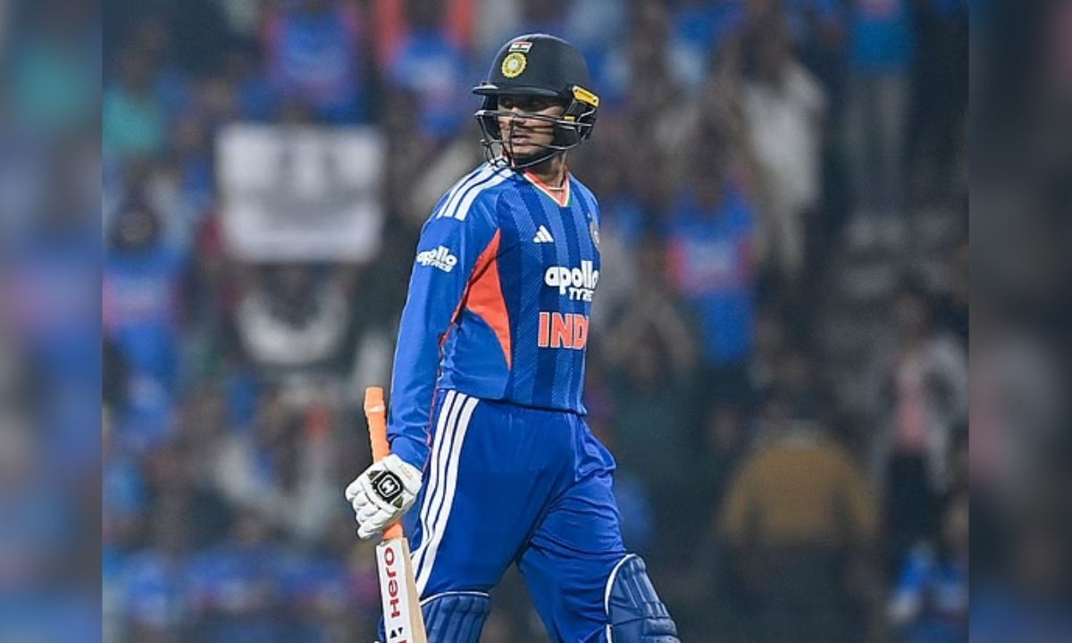 ব্যর্থতার বৃত্তে অভিষেক শর্মা: আমিরের সাইম আইয়ুব তত্ত্ব