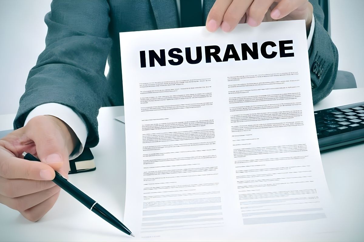 ভাড়াটিয়া অধিকার আইন ঘিরে বীমা দৌড়