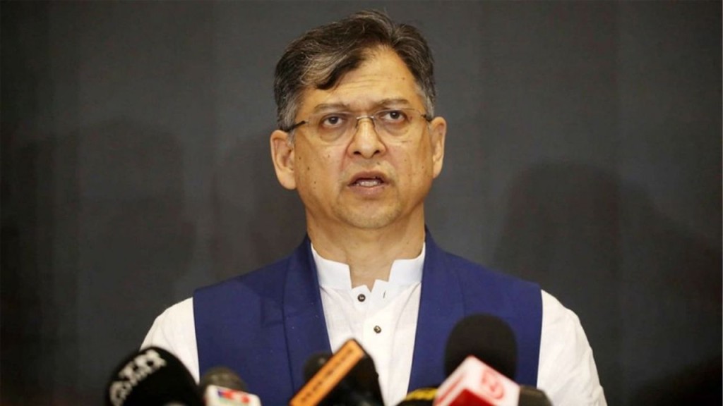 মব কালচার ও দুর্নীতি রুখতে স্বরাষ্ট্রমন্ত্রীর কঠোর হুঁশিয়ারি মব কালচার ও দুর্নীতি রুখতে স্বরাষ্ট্রমন্ত্রীর কঠোর হুঁশিয়ারি