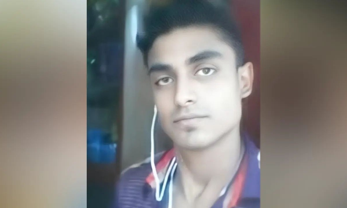 রাজবাড়ীতে তুচ্ছ পাওনা টাকা নিয়ে যুবককে প্রকাশ্যে হত্যা