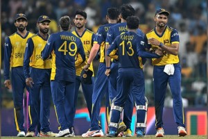 রোমাঞ্চকর লড়াই শেষে আয়ারল্যান্ডকে হারিয়ে লঙ্কানদের সহজ জয়