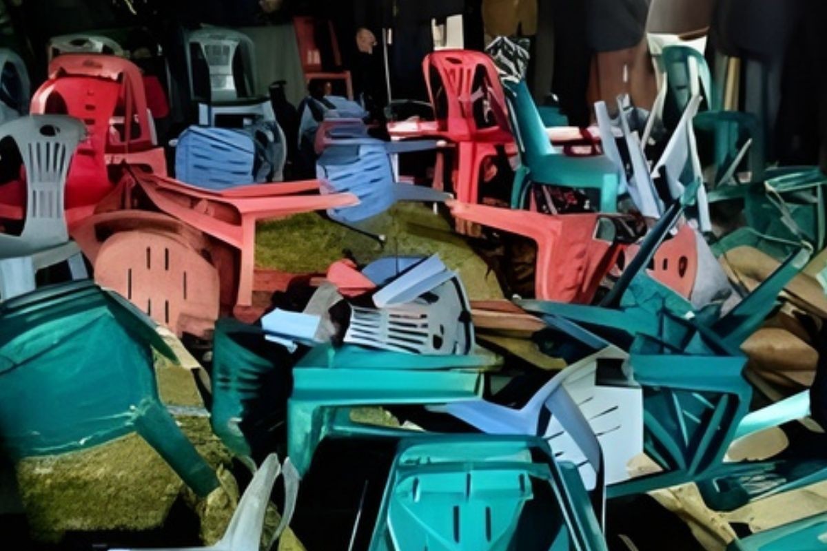 লালপুরে প্রার্থীর সমর্থকদের সংঘর্ষে আহত ১৬