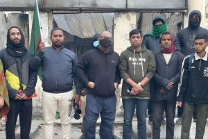 হবিগঞ্জে স্লোগান, আ.লীগ কার্যালয় খোলার ঘোষণা