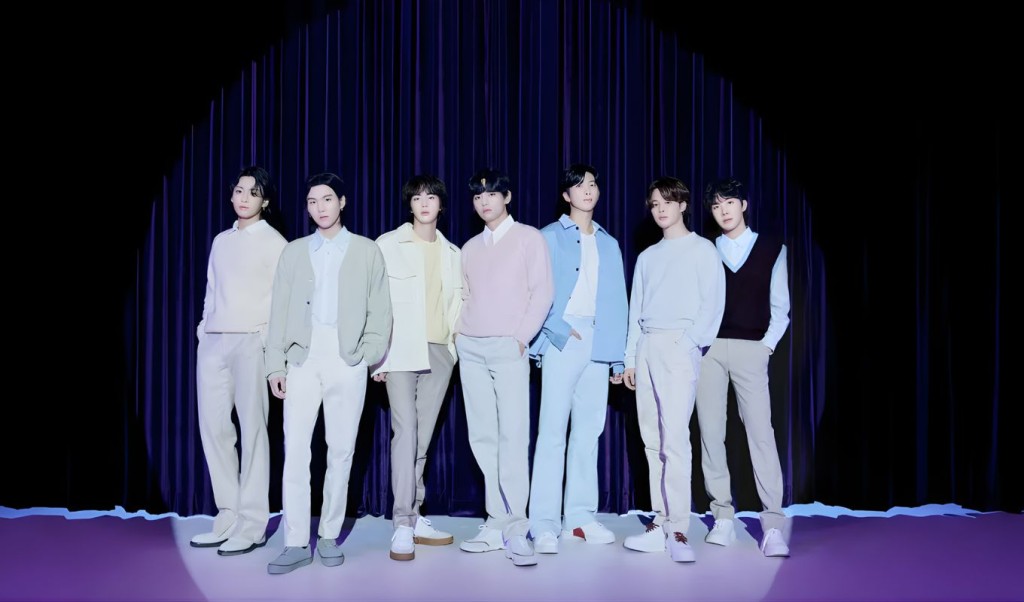 BTS রিটার্ন নেটফ্লিক্সে লাইভ স্ট্রিম কনসার্ট BTS রিটার্ন: নেটফ্লিক্সে লাইভ স্ট্রিম কনসার্ট