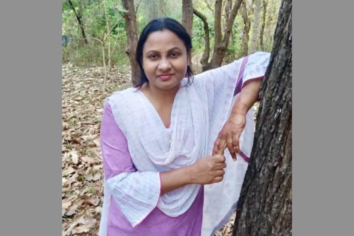 পোষা বিড়াল বাঁচাতে ছাদ থেকে পড়ে তরুণী নিহত