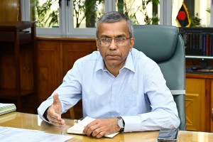 নতুন গভর্নরের সামনে ব্যাংক খাতের জটিল চ্যালেঞ্জগুলো