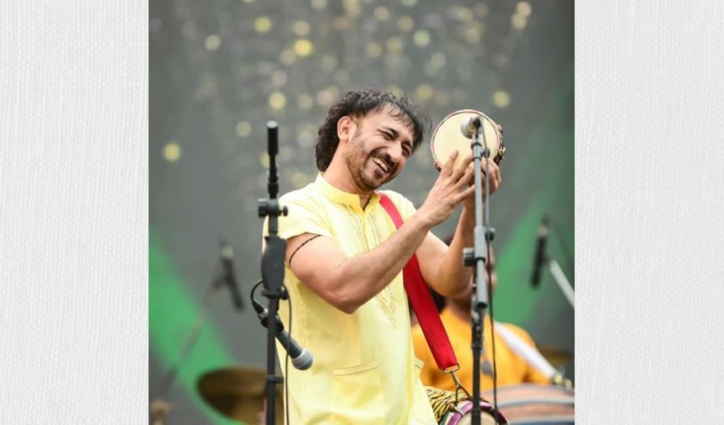 ঈদের গানে নতুন জীবন মিঠুনের 3 ঈদের গানে নতুন জীবন মিঠুনের