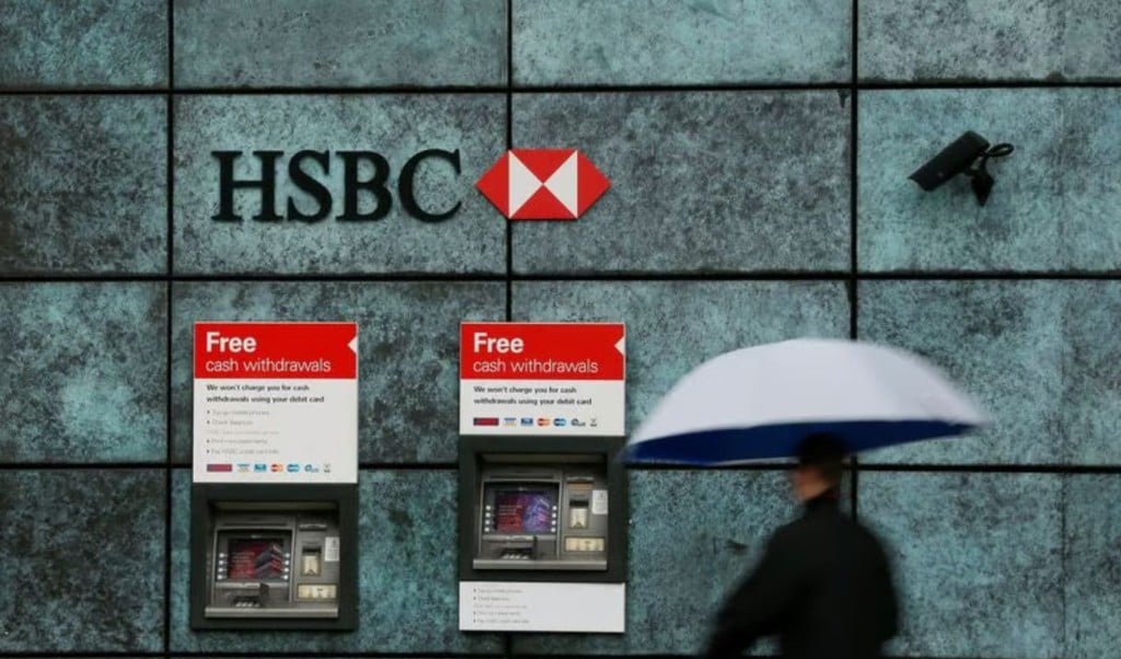 HSBC স্ট্যান্ডচার্টের মধ্যপ্রাচ্য ঝুঁকি সর্বোচ্চ HSBC-স্ট্যান্ডচার্টের মধ্যপ্রাচ্য ঝুঁকি সর্বোচ্চ