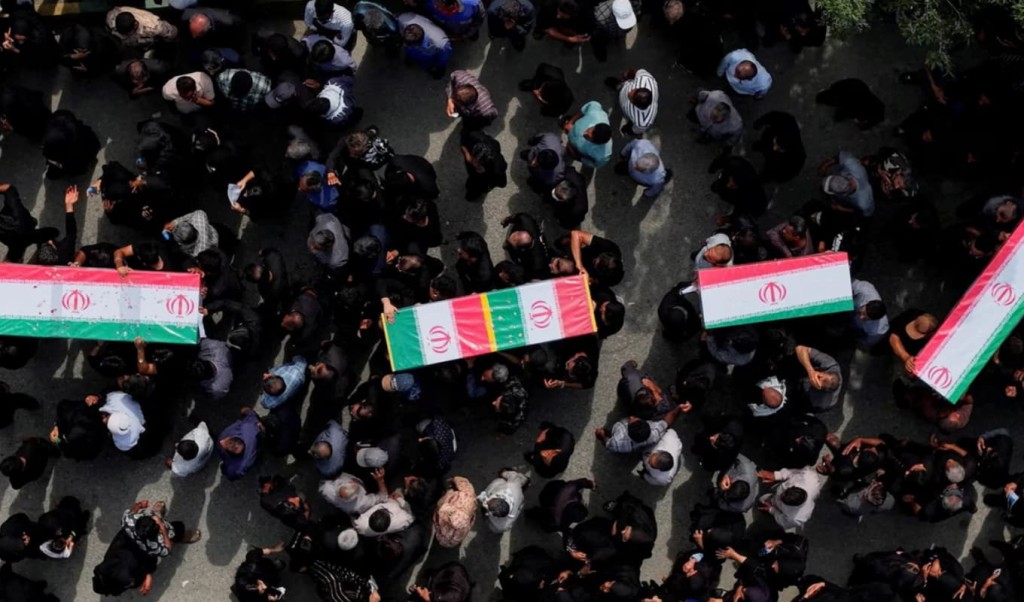 Nearly 200 Children Killed in Middle East Strikes মার্কিন-ইসরাইলি হামলায় মধ্যপ্রাচ্যে দুই শতাধিক শিশু নিহত