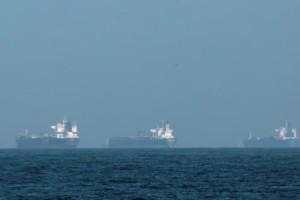 ইরান সংঘর্ষে সমুদ্র বীমা প্রিমিয়াম চরম বৃদ্ধি