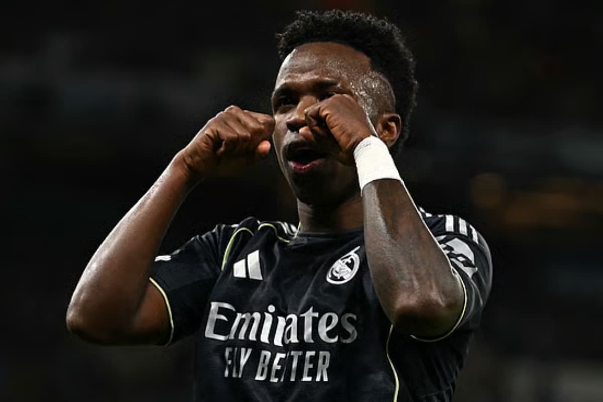 গোল করে কান্নার ভঙ্গি দেখালেন ভিনিসিয়ুস