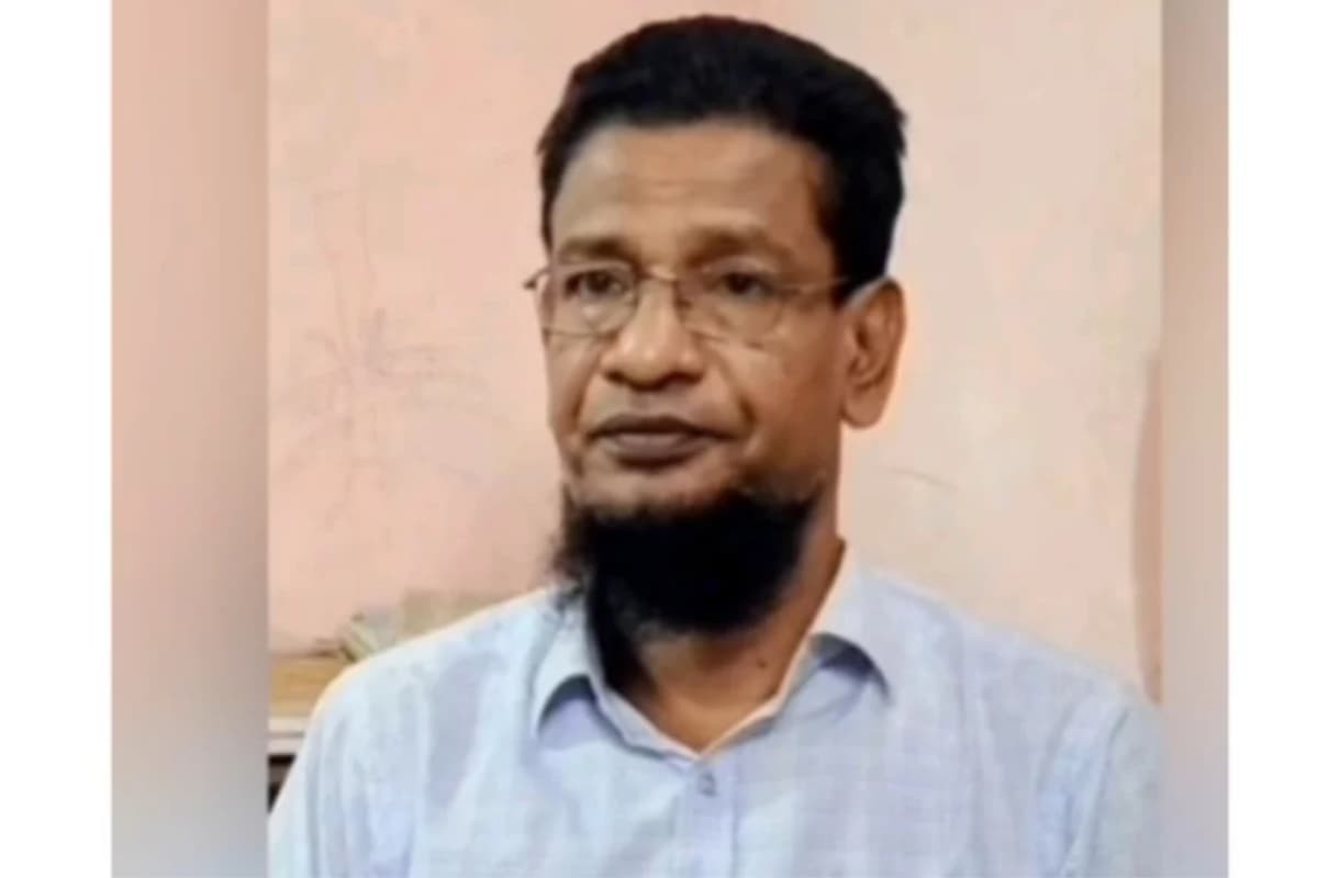 অশ্লীল ভিডিও ভাইরাল হওয়ায় প্রধান শিক্ষক বরখাস্ত