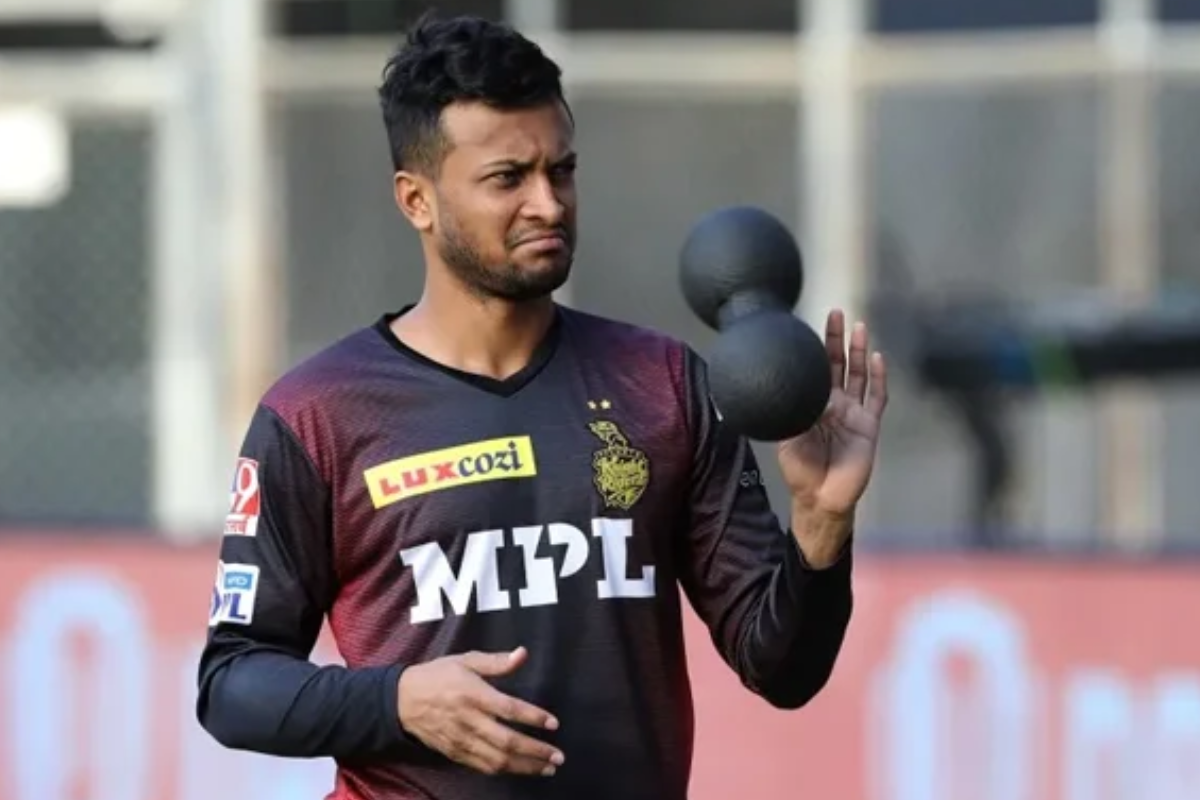 আইপিএলের সেরা একাদশে বাংলাদেশের সাকিব আল হাসান
