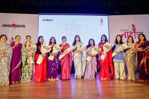 আন্তর্জাতিক নারী দিবস: প্রতিবন্ধকতা জয় করে এগিয়ে যাওয়ার দৃঢ় সংকল্প