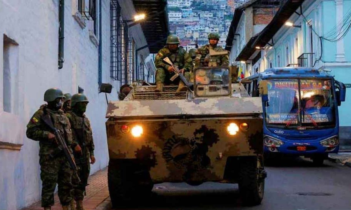 ইকুয়েডরে আমেরিকার নতুন সামরিক অভিযান: প্রেক্ষাপট ও প্রভাব