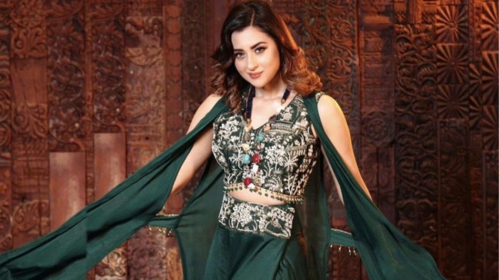 ইত্যাদির ঈদ আয়োজনে গায়িকা হিসেবে বুবলীর অভিষেক ইত্যাদির ঈদ আয়োজনে গায়িকা হিসেবে বুবলীর অভিষেক