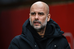 ইফতারের সময় মুসলিম ফুটবলারদের অসম্মান, গার্দিওলার নিন্দা