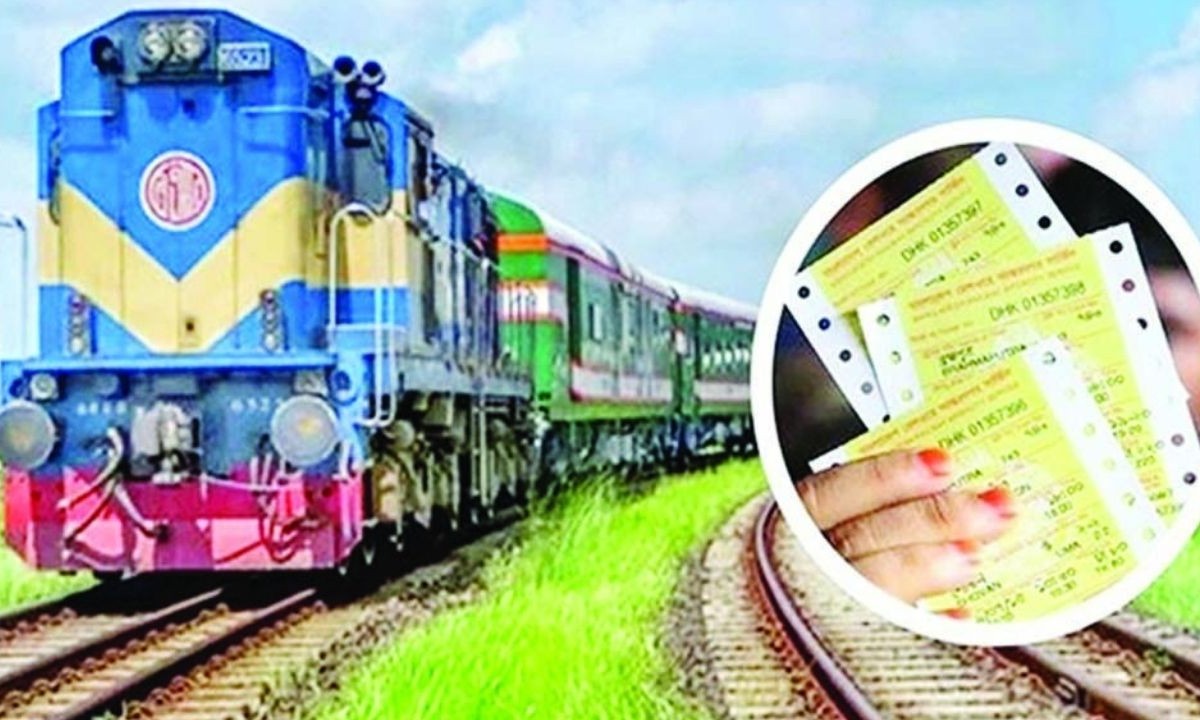 ঈদযাত্রা: ট্রেনের অগ্রিম টিকিট যুদ্ধে আধাঘণ্টায় ১১ হাজার সাবাড়