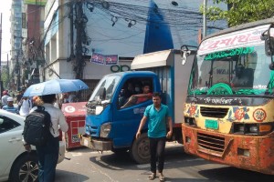 ঈদের পর ঢাকার স্বাভাবিক চিত্র ফিরে এসেছে