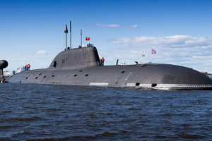 উত্তেজনার মধ্যরাতে আরব সাগরে ব্রিটিশ সাবমেরিন