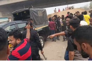 কাঁচপুর ঘাটে সংঘর্ষে আহত ১৫ জন