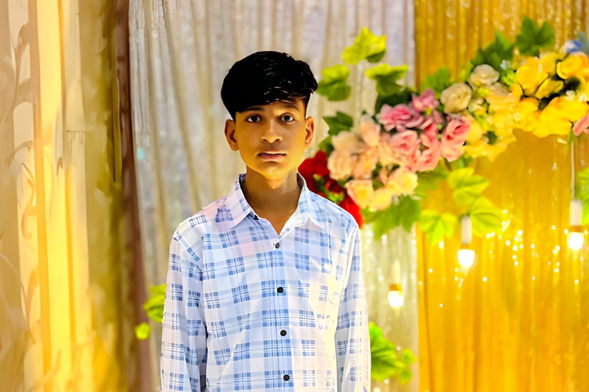 কিশোর চালকের মৃত্যু: ছিনতাই ও ট্রাক দুর্ঘটনা