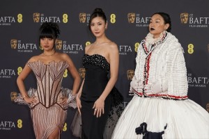 কেপপ ডেমন হান্টারস: অস্কারে স্টেজ ডেবিউ